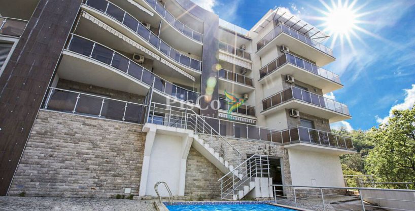 Prodaja Jednosoban stan sa privatnim bazenom, 55 m², Budva, Pržno