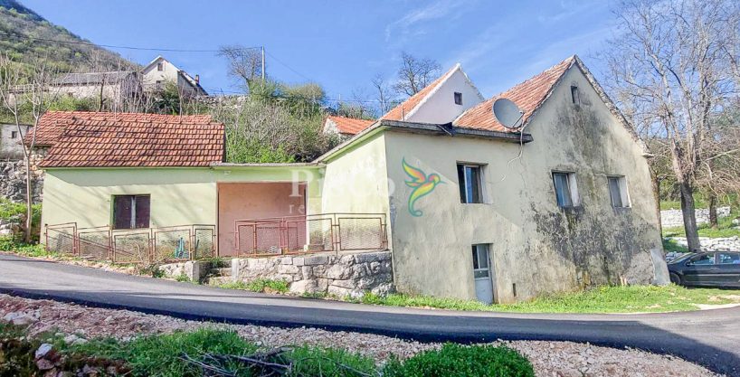 Prodaja kuća 100m2, Miločani, Nikšić