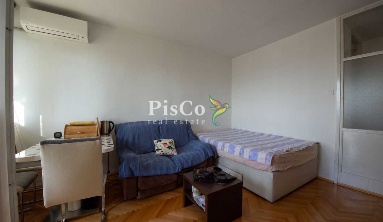 Prodaja polunamješten dvosoban stan kod Gintaša, 65m2, Podgorica (10 of 10)