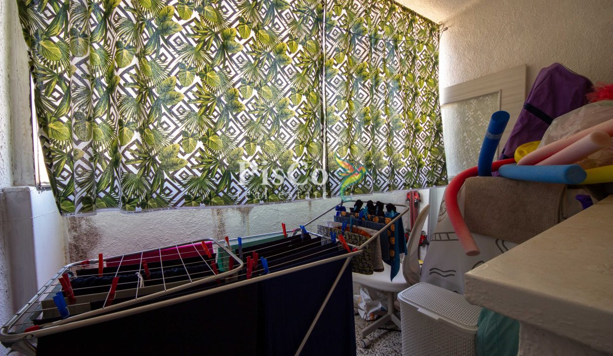 Prodaja polunamješten dvosoban stan kod Gintaša, 65m2, Podgorica (2 of 10)