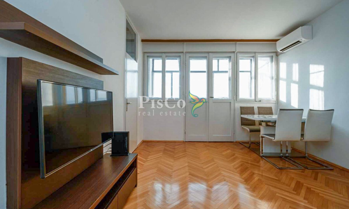 Prodaja polunamješten dvosoban stan kod Gintaša, 65m2, Podgorica-697