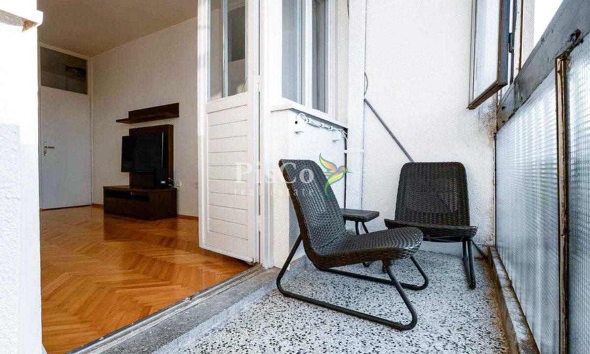 Prodaja polunamješten dvosoban stan kod Gintaša, 65m2, Podgorica-752