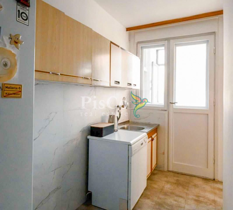 Prodaja polunamješten dvosoban stan kod Gintaša, 65m2, Podgorica-870