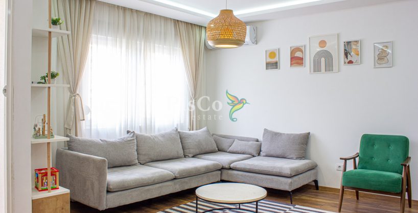 Prodaja, trosoban stan, 89m2, Lepa Kata, Podgorica