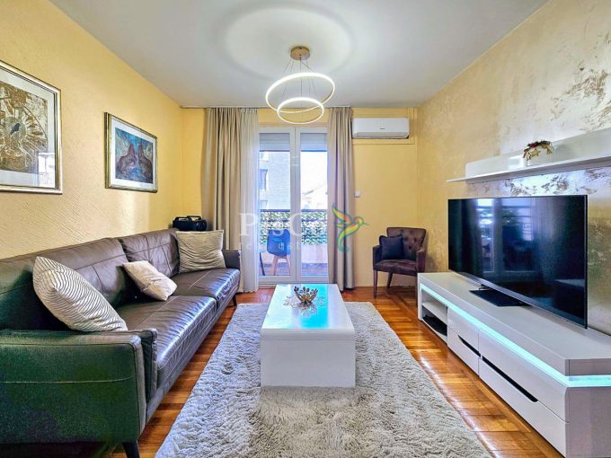 Prodaje se renoviran dvosoban stan 58m2 Ljubovic Podgorica