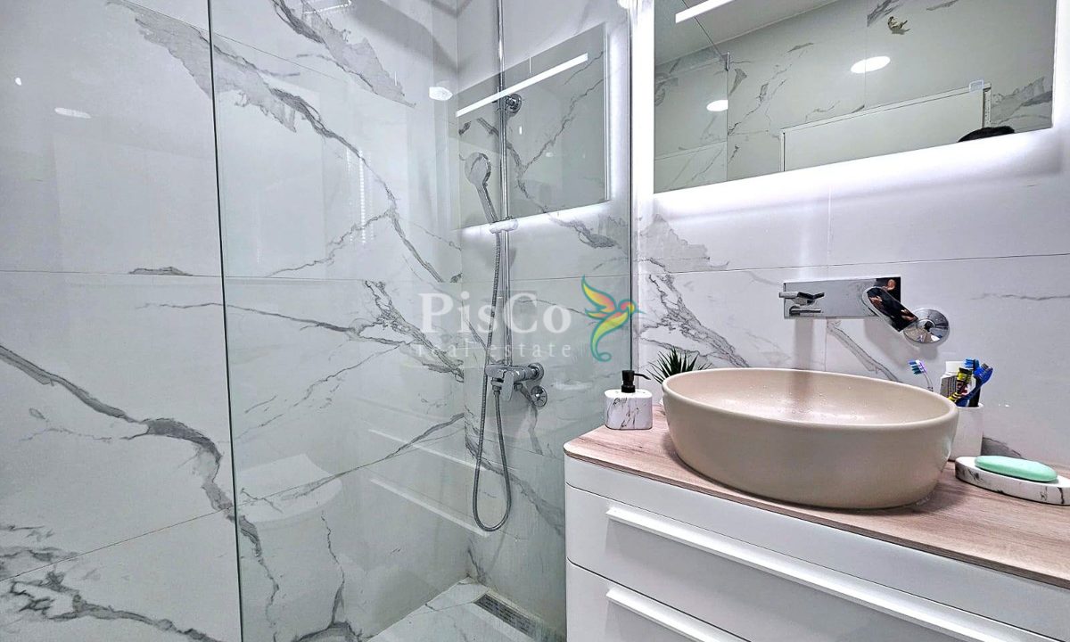 Prodaje se renoviran dvosoban stan, 58m2, Ljubović, Podgorica--12