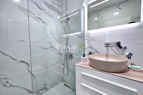 Prodaje se renoviran dvosoban stan, 58m2, Ljubović, Podgorica--12