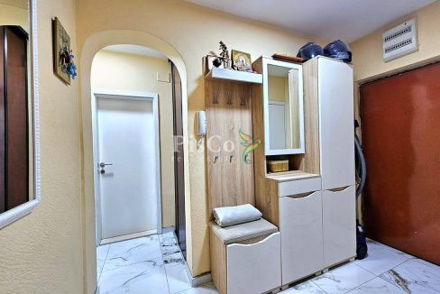 Prodaje se renoviran dvosoban stan, 58m2, Ljubović, Podgorica--17