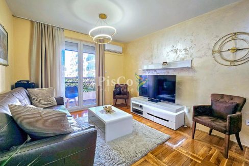 Prodaje se renoviran dvosoban stan, 58m2, Ljubović, Podgorica--2