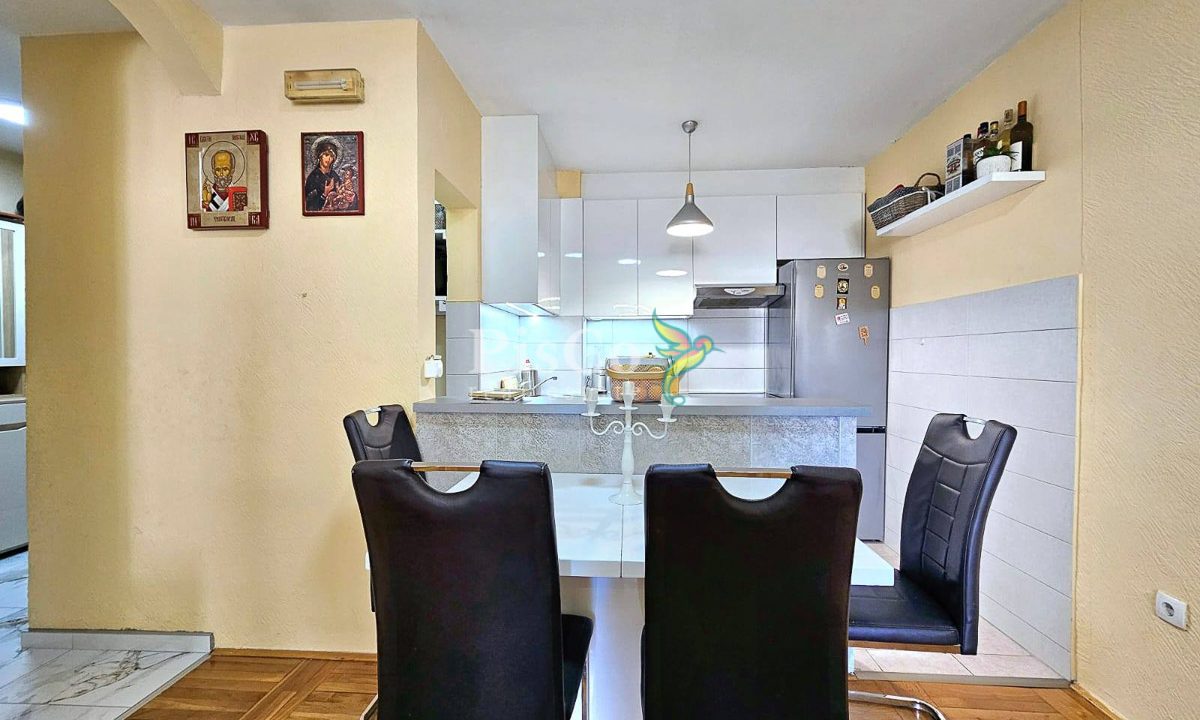 Prodaje se renoviran dvosoban stan, 58m2, Ljubović, Podgorica--5