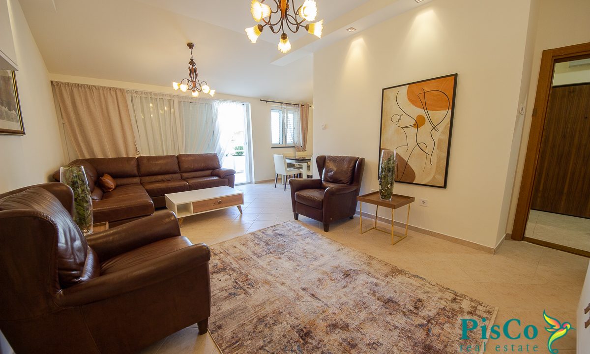 Trosoban kod Palade (2 of 13)