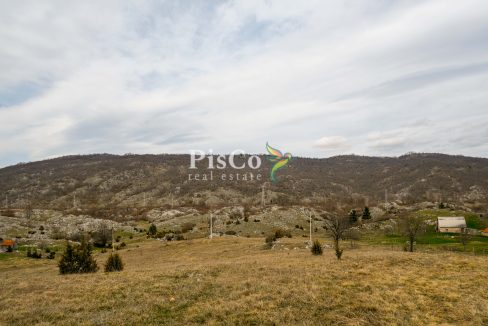 Zemljište u Breznima, 38000m2, Plužine (2 of 5)