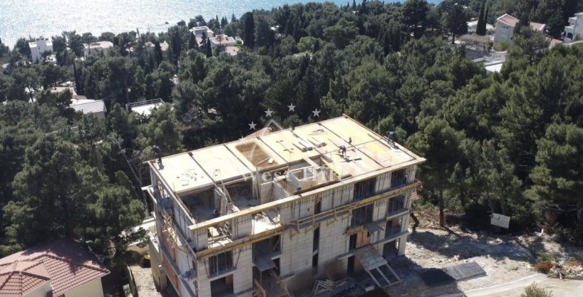 Kompleks AquaMare sa bazenom u Zelenom Pojasu - ekskluzivna prodaja