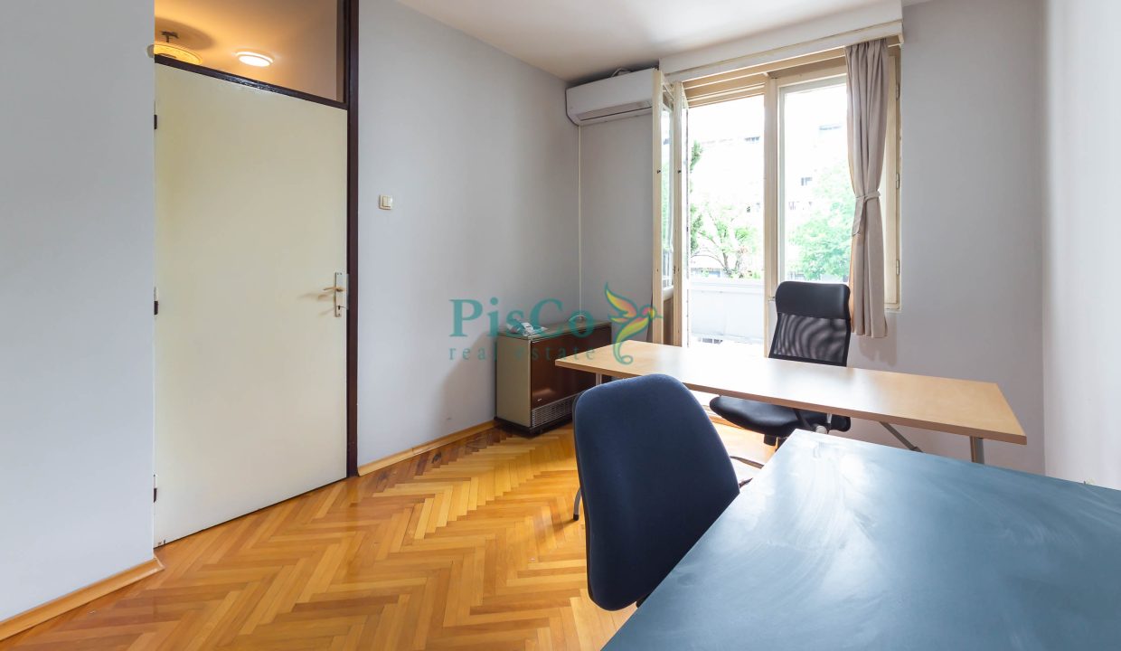 poslovni iza hrama-6