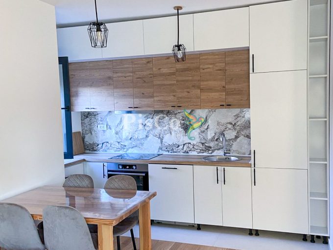 Izdavanje dvosoban stan City kvart 60m2 Podgorica 218