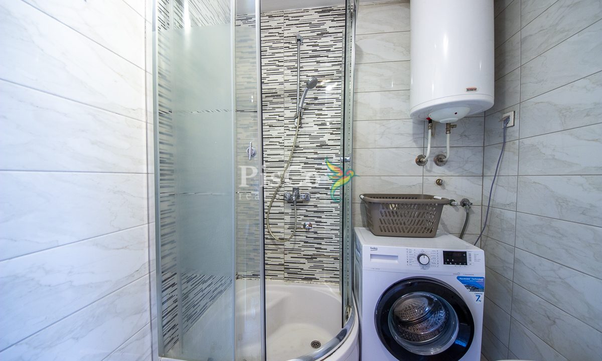 Izdavanje jednosoban stan Stari aerodrom, 45m2, Podgorica-1856