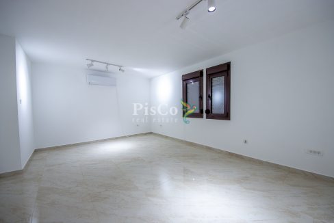 Izdavanje poslovni prostor 90m2, Masline, Podgorica-1918