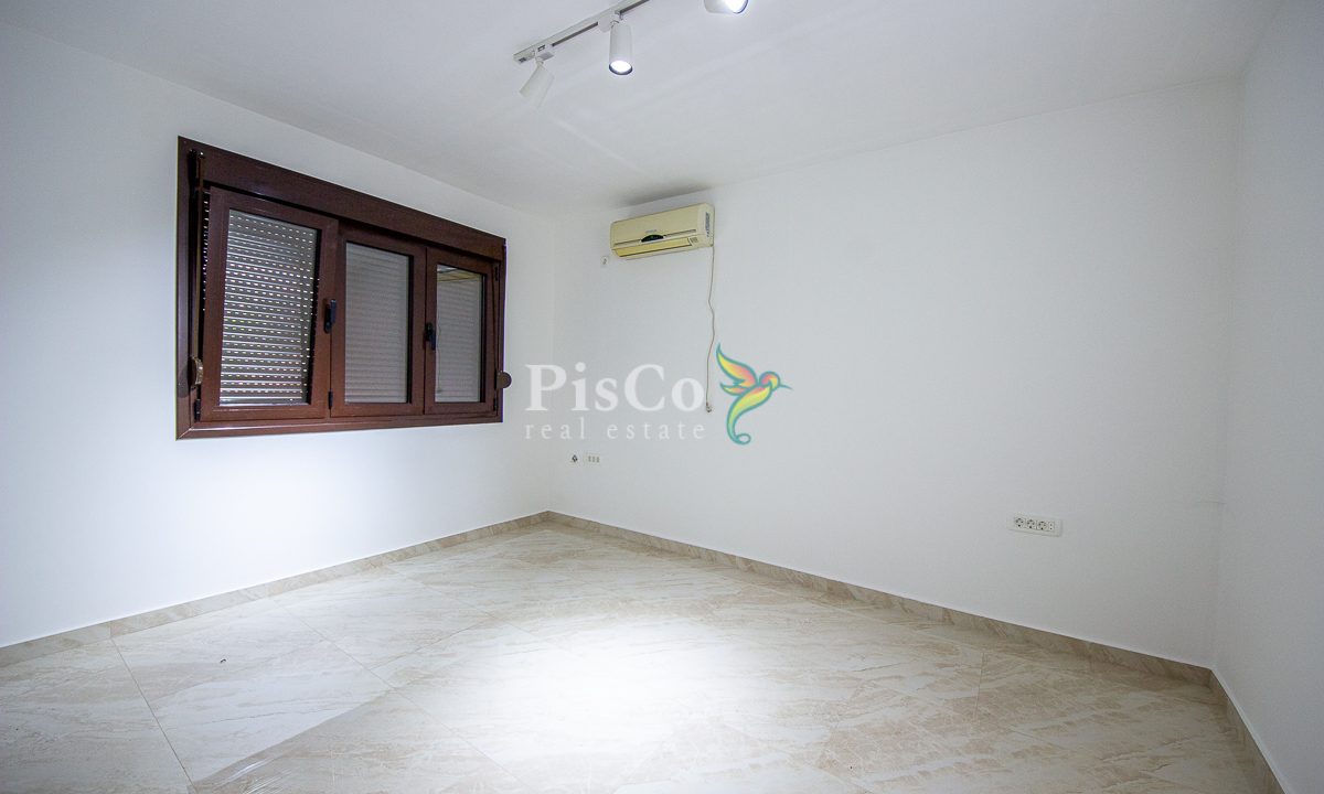 Izdavanje poslovni prostor 90m2, Masline, Podgorica-1920