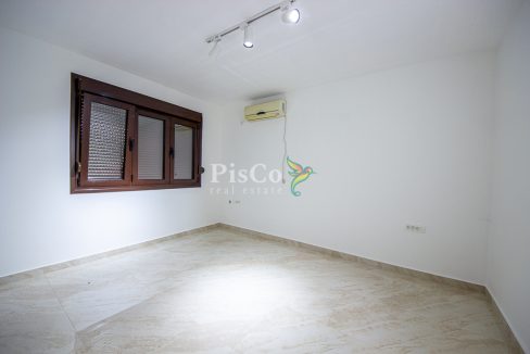 Izdavanje poslovni prostor 90m2, Masline, Podgorica-1920