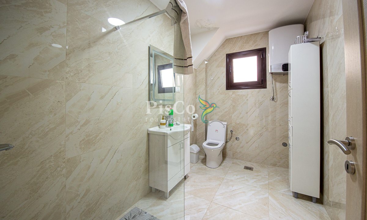 Izdavanje poslovni prostor 90m2, Masline, Podgorica-1921