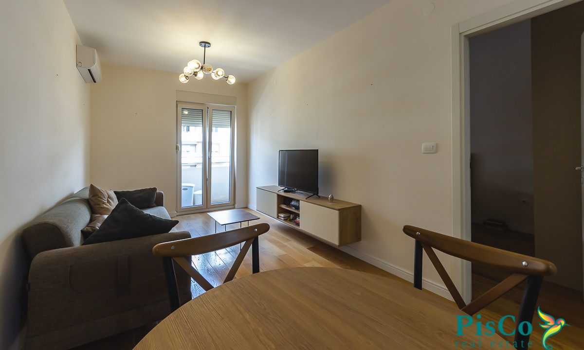 Jednosoban Central point 145k (2 of 7)