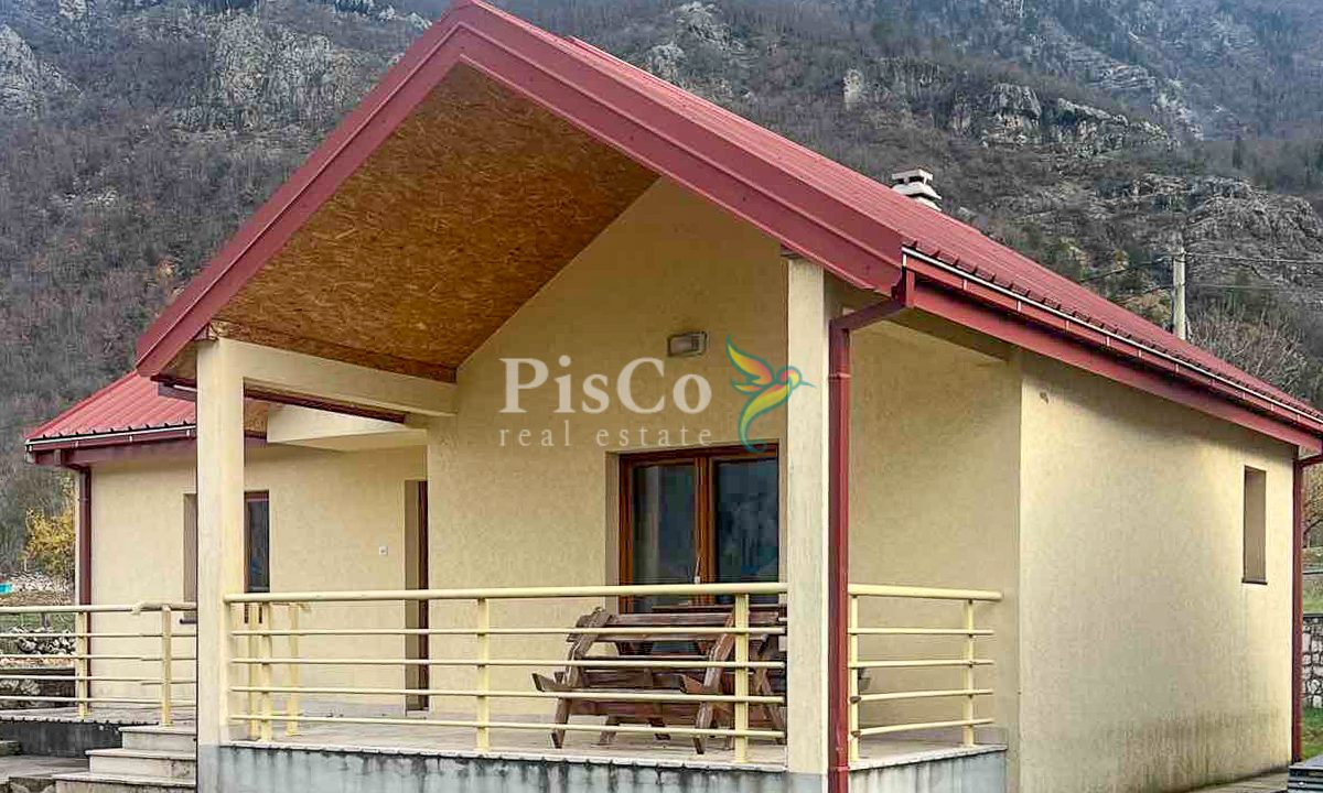 Prodaja kuća Nikšić, Morakovo, Župa nikšićka, 55m2-498