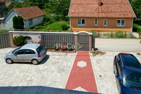 Prodaja petosobna kuća 450m2, Trebješko naselje, Nikšić-1012