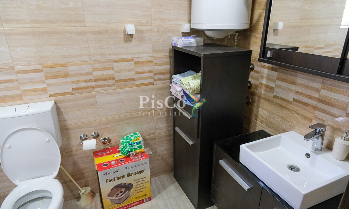 Prodaja petosobna kuća 450m2, Trebješko naselje, Nikšić-1016