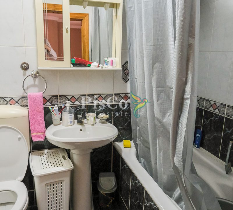 Prodaja petosobna kuća 450m2, Trebješko naselje, Nikšić-1021