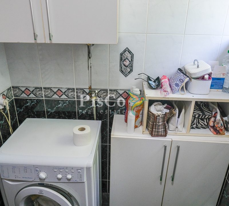 Prodaja petosobna kuća 450m2, Trebješko naselje, Nikšić-1022