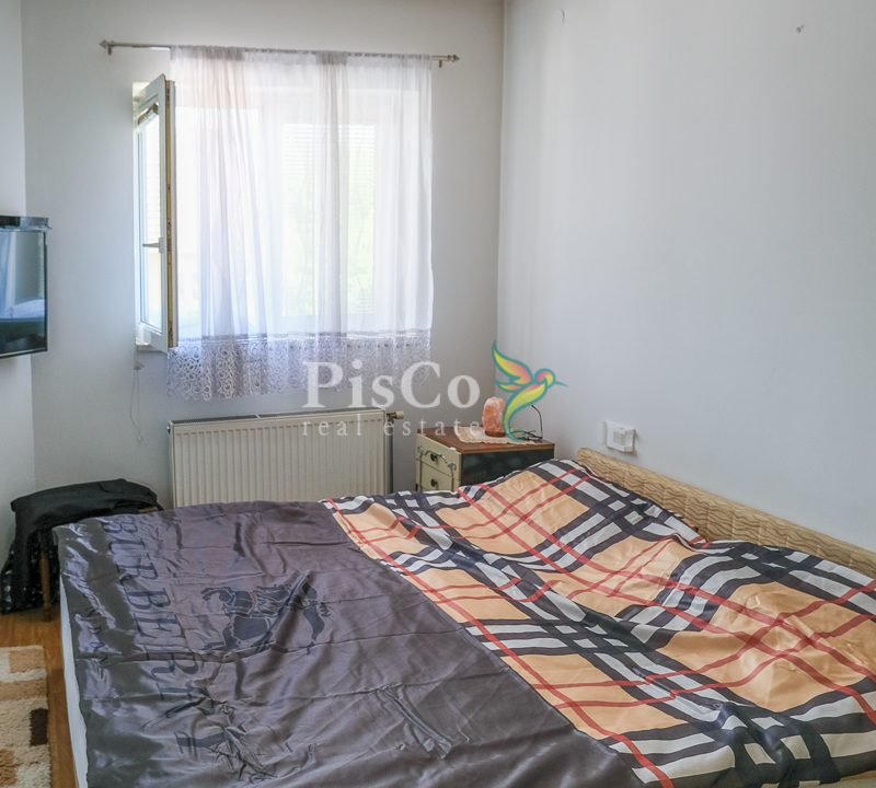 Prodaja petosobna kuća 450m2, Trebješko naselje, Nikšić-1025