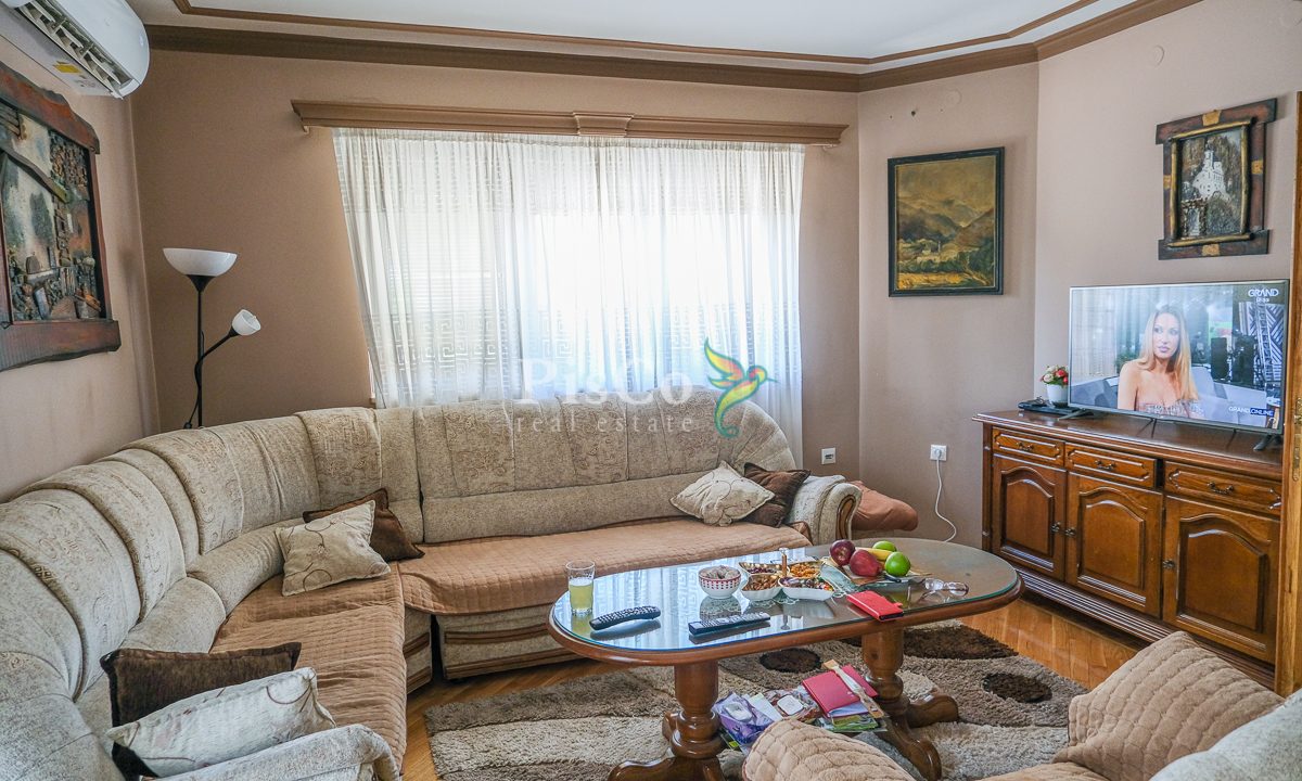 Prodaja petosobna kuća 450m2, Trebješko naselje, Nikšić-1033