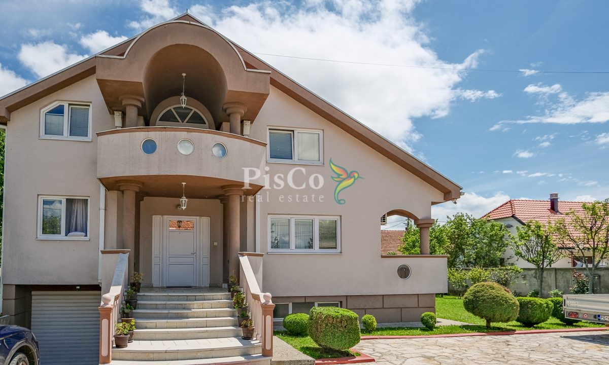 Prodaja petosobna kuća 450m2, Trebješko naselje, Nikšić-1035