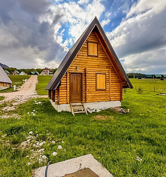 Prodaja, plac, Žabljak -2