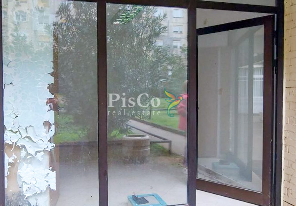 Prodaja poslovni prostor Lepa kata, 64m2, Podgorica-593