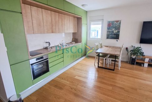 Izdavanje - Trosoban stan 105m2 Central Point, Podgorica