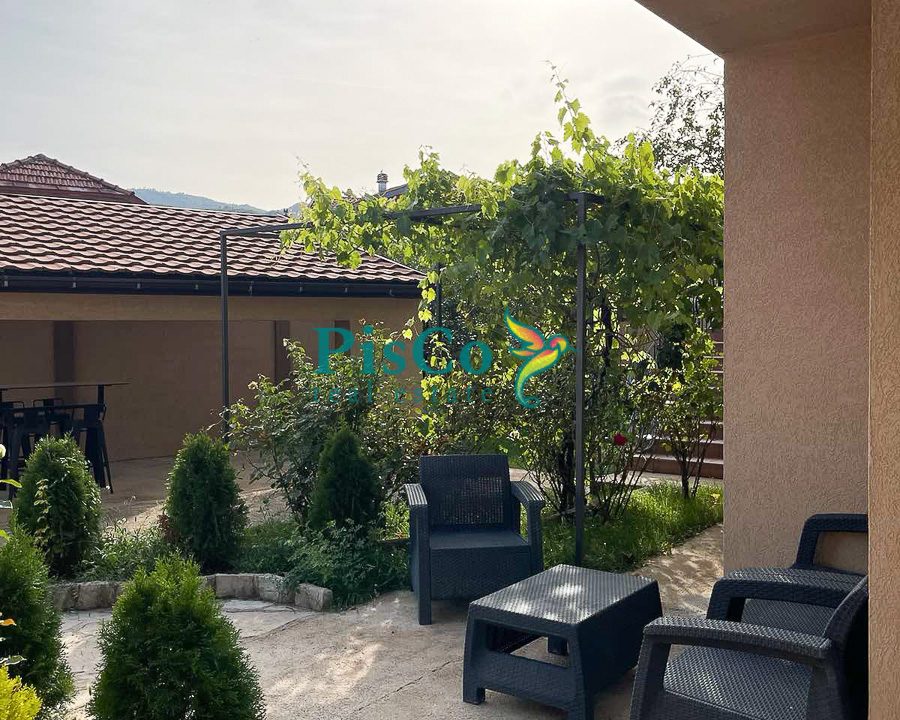 cetinje kuca (13 of 20)