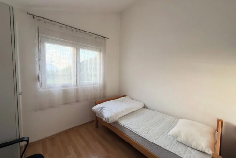 dd7e1782-06a5-4080-acc5-c6cb1ac046fe-lg