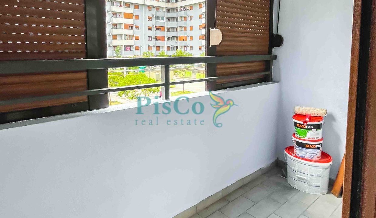 poslovni iza hrama-12