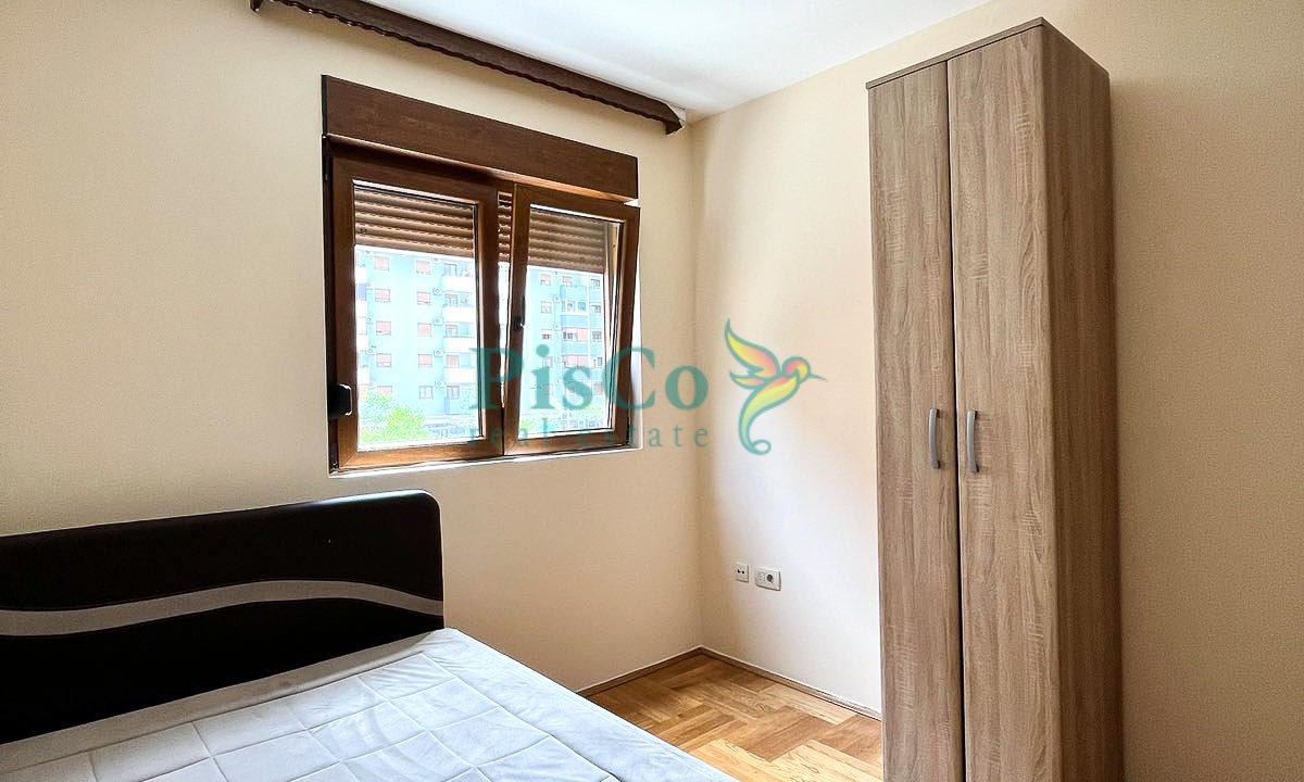 poslovni iza hrama-18