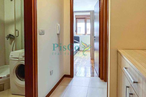 poslovni iza hrama-3