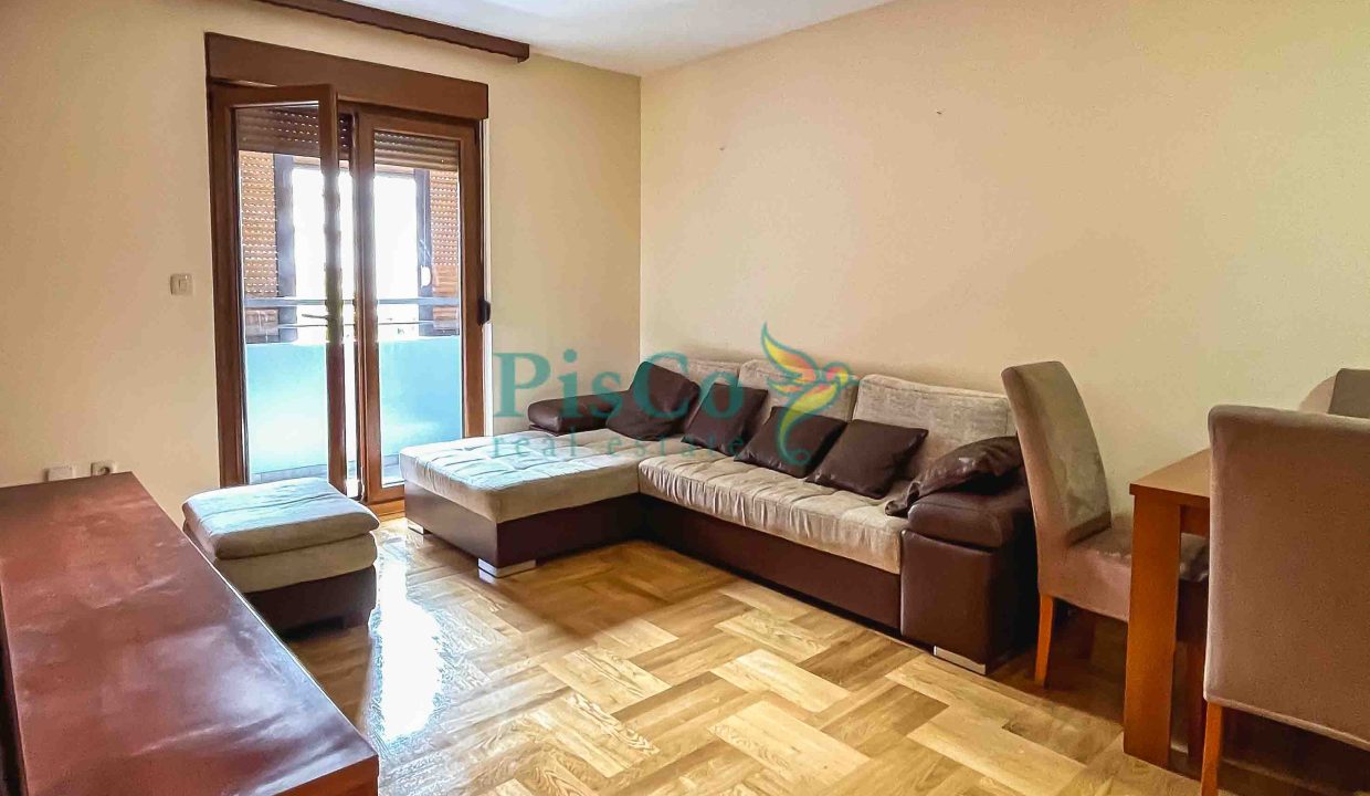 poslovni iza hrama-7