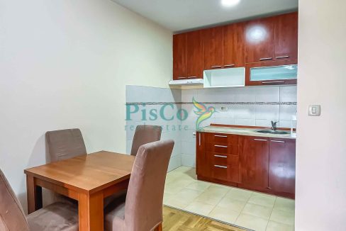 poslovni iza hrama-9