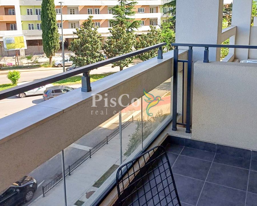 Izdavanje dvosoban stan Master kvart, 69m², Podgorica-036