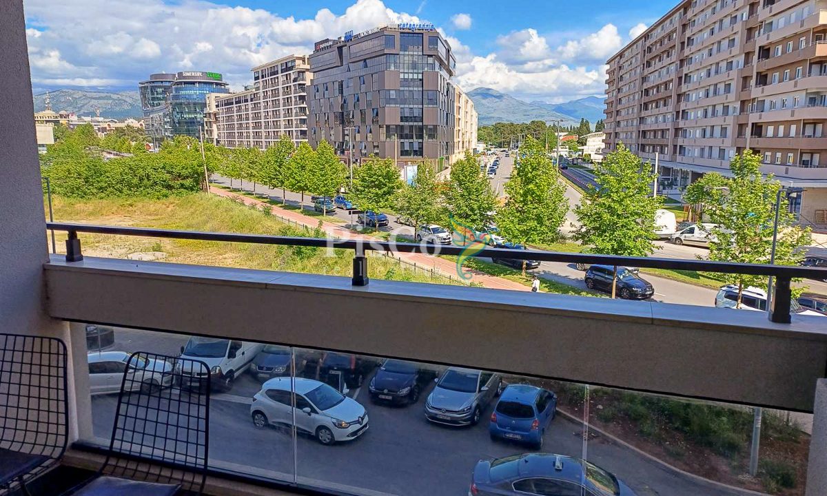 Izdavanje dvosoban stan Master kvart, 69m², Podgorica-611