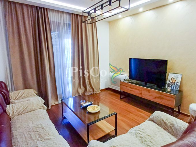Izdavanje dvosoban stan Master kvart 69m² Podgorica 855