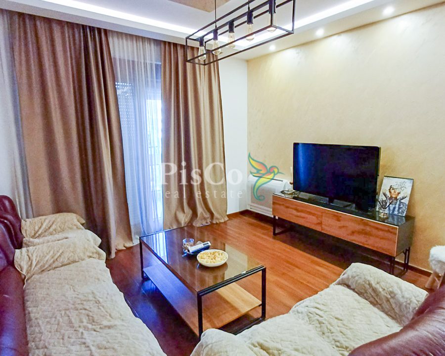 Izdavanje dvosoban stan Master kvart, 69m², Podgorica-855