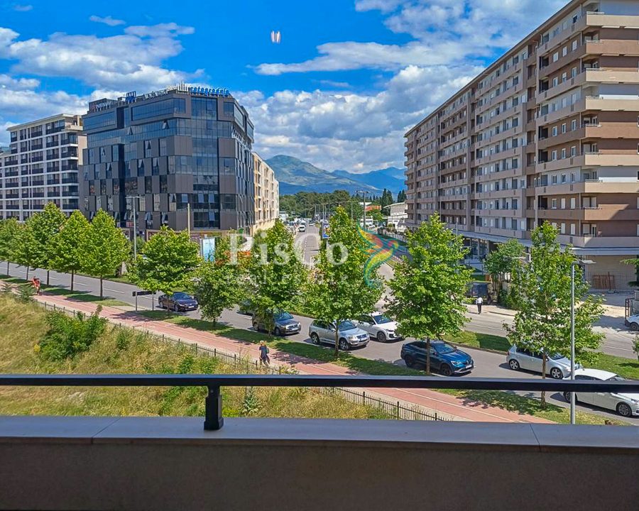 Izdavanje dvosoban stan Master kvart, 69m², Podgorica-862