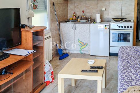 Izdavanje garsonjera, 25m², Tološi, Podgorica-083