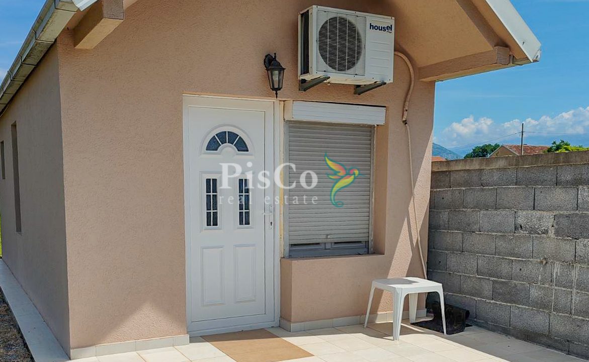 Izdavanje garsonjera, 25m², Tološi, Podgorica-726